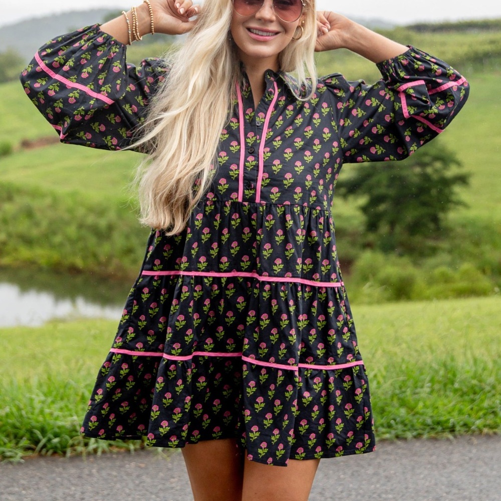 JODIFL for AVARA Black Dress with Pink Floral Design - NWT - L